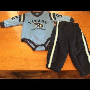 NFL Tennessee Titans infant 6-9 jersey & pants